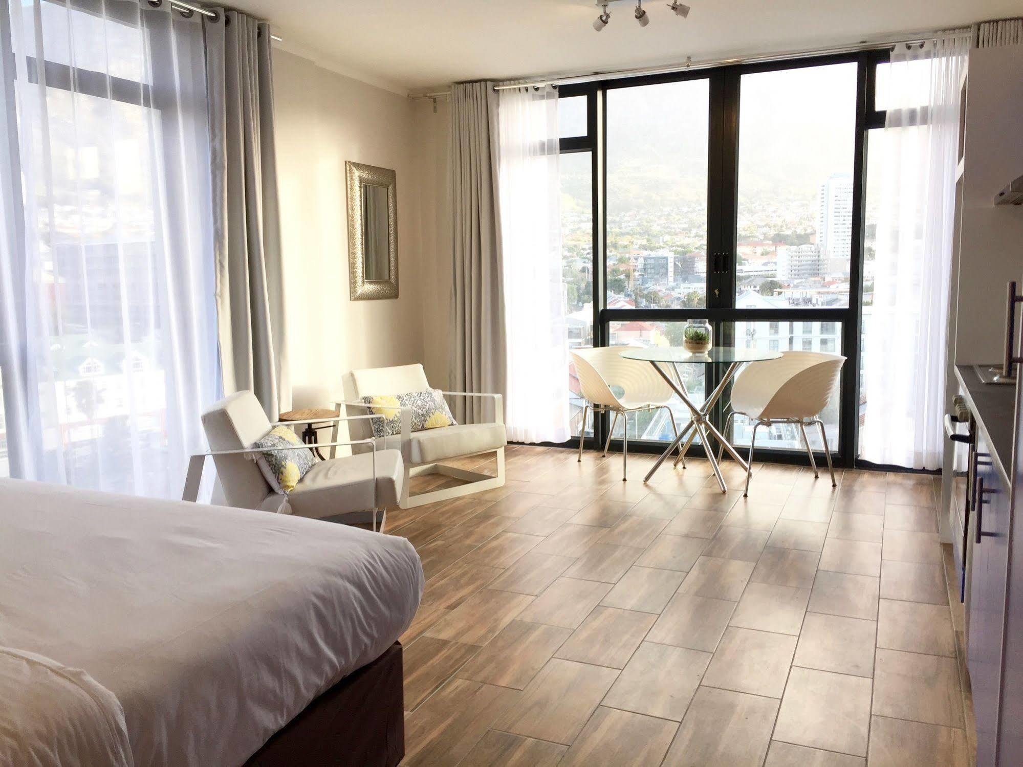 Apartament Urban Oasis At The Four Seasons Kapsztad Zewnętrze zdjęcie